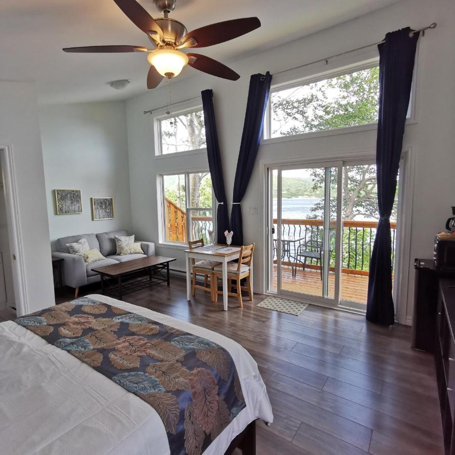 Knotty Pine Ocean Front Suite - Adults Only 인고니시 외부 사진