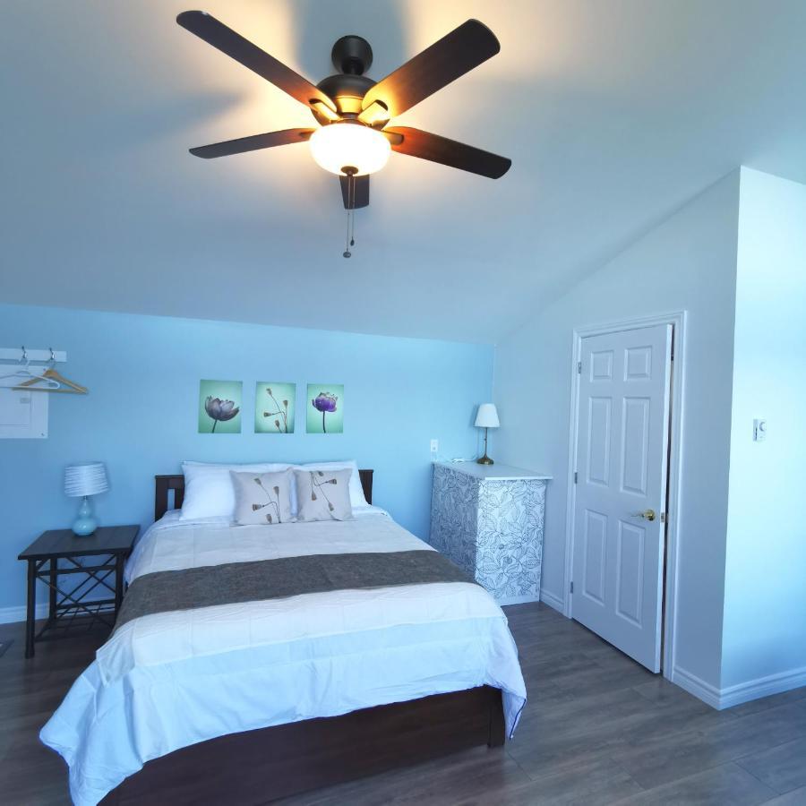 Knotty Pine Ocean Front Suite - Adults Only 인고니시 외부 사진