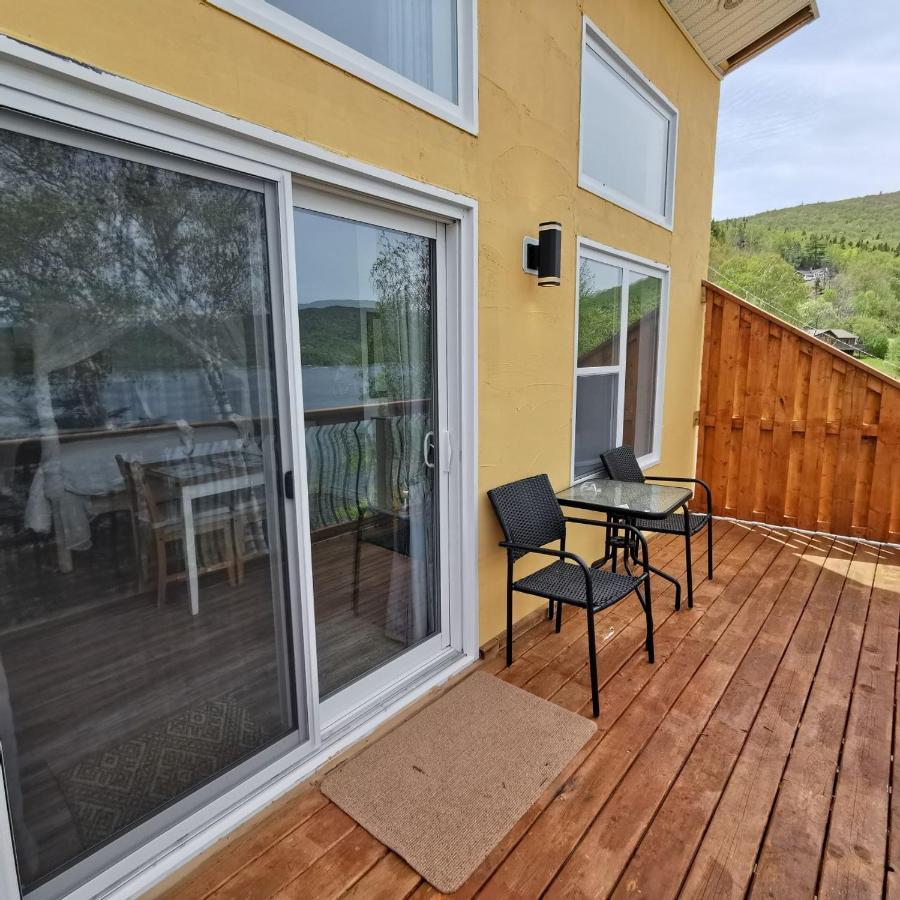 Knotty Pine Ocean Front Suite - Adults Only 인고니시 외부 사진